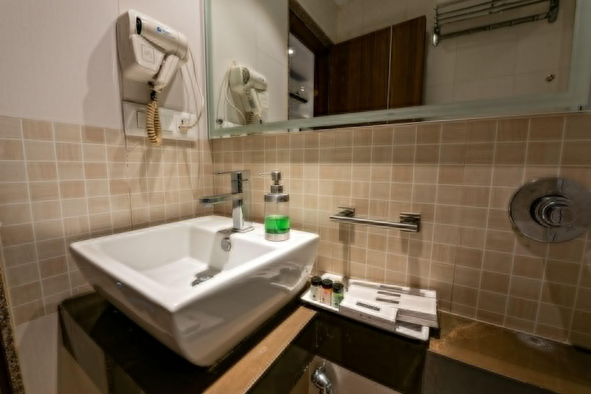 Hotel Treebo Trend Surya Nashik Extérieur photo