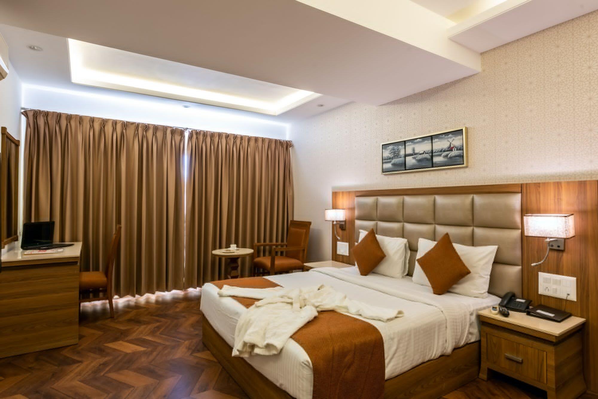 Hotel Treebo Trend Surya Nashik Extérieur photo