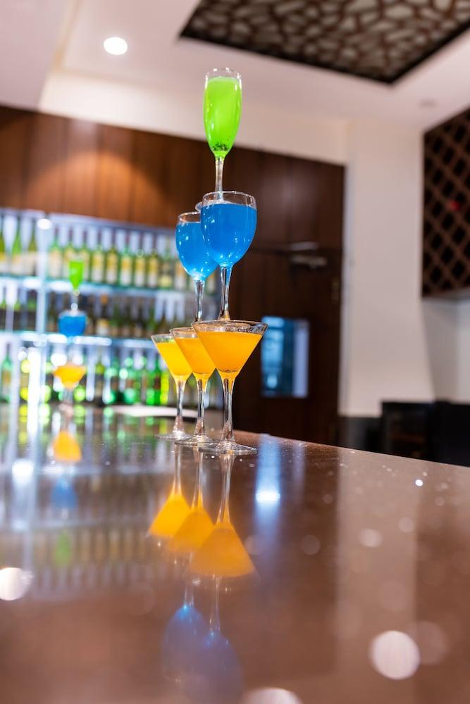 Hotel Treebo Trend Surya Nashik Extérieur photo