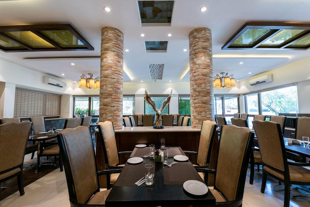 Hotel Treebo Trend Surya Nashik Extérieur photo
