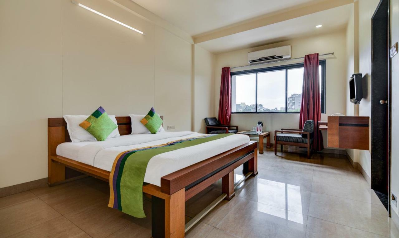 Hotel Treebo Trend Surya Nashik Extérieur photo