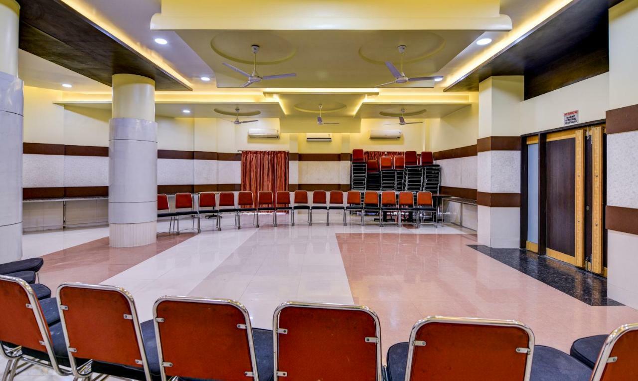 Hotel Treebo Trend Surya Nashik Extérieur photo