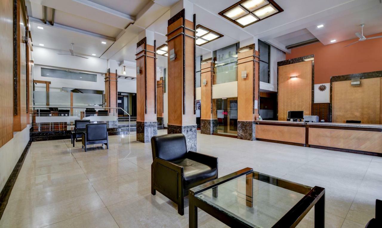 Hotel Treebo Trend Surya Nashik Extérieur photo